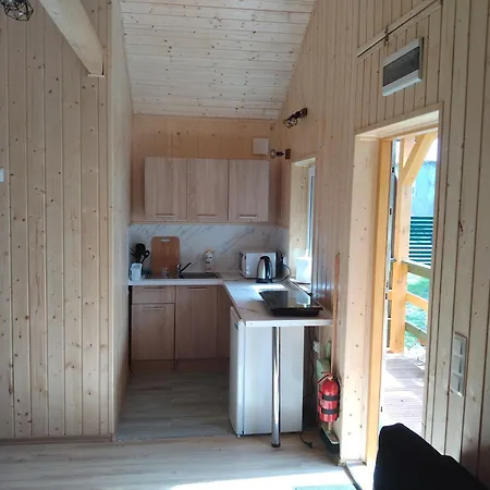 Drewniany Nad Morzem Caloroczny Feriehus